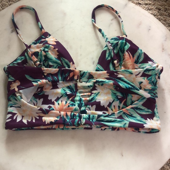 😎 Tori Praver swim - Picture 5 of 12